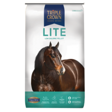 Triple Crown Lite. Horse feed bag. Brown horse.