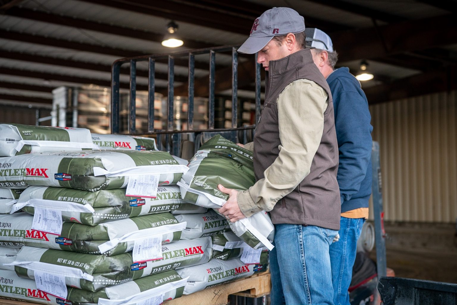Wildlife Feeds D&D Feed & Supply